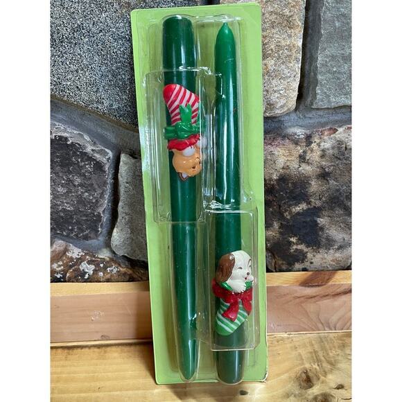 NEW! 2 Vintage Avon Christmas Tapered Candles. Green. Dog Cat Stocking. decor - Picture 1 of 4